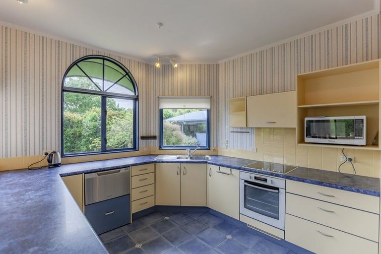 Photo of property in 294 Porangahau Road, Waipukurau, 4282