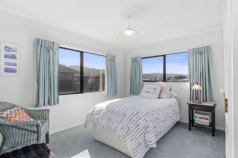 Photo of property in 28 De Menech Grove, Avalon, Lower Hutt, 5011