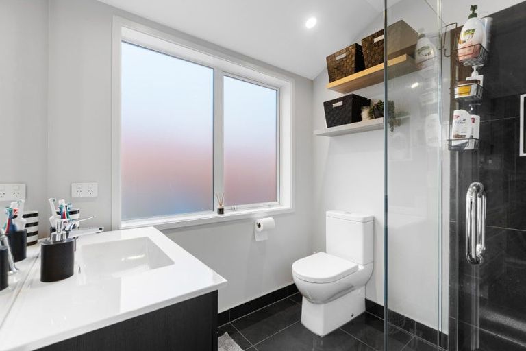 Photo of property in 22 Dreaver Drive, Waitara, 4320