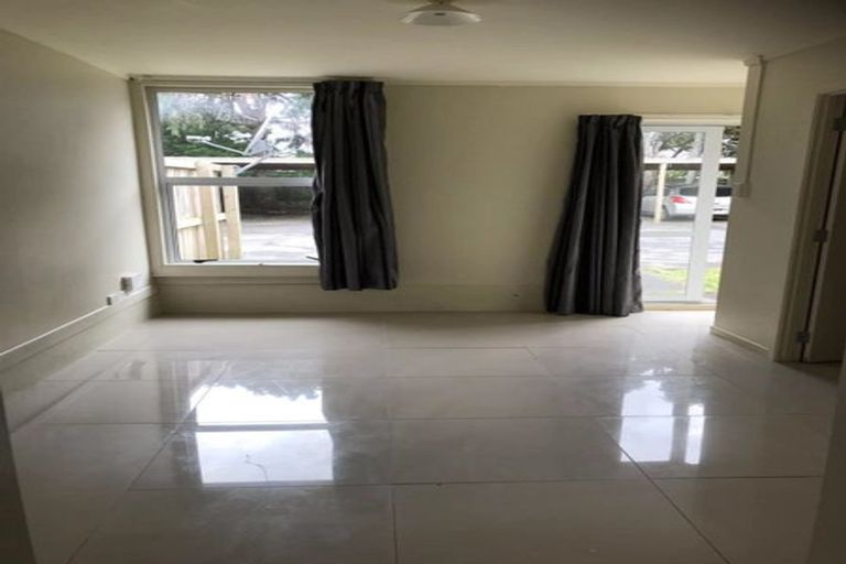 Photo of property in 1/542 Swanson Road, Ranui, Auckland, 0612