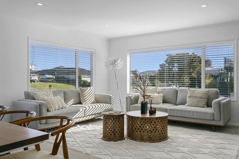 Photo of property in 14 Ernest Kemp Rise, Wharewaka, Taupo, 3330