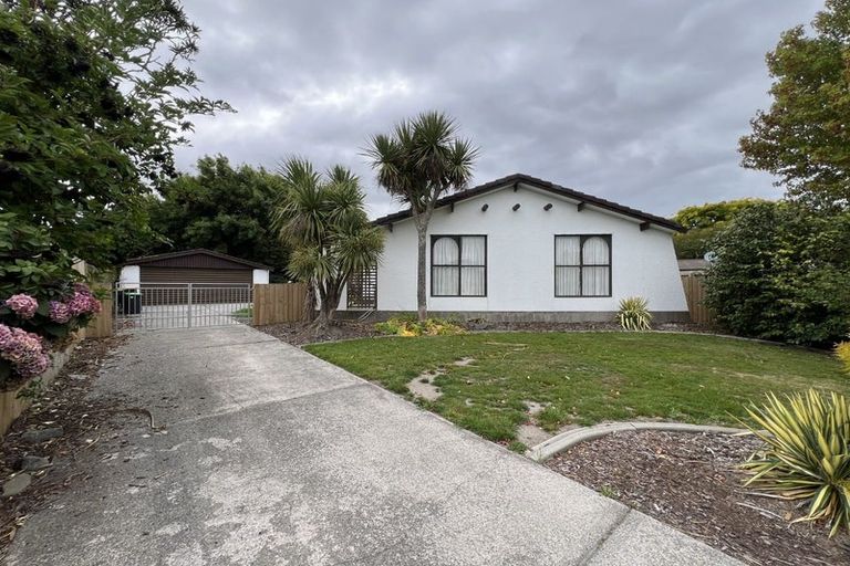 Photo of property in 18 Resolution Place, Bryndwr, Christchurch, 8053