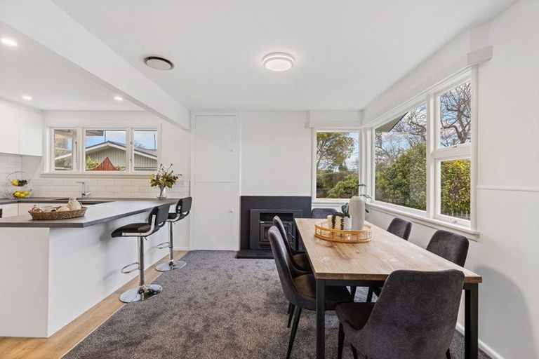 Photo of property in 43 Stackhouse Avenue, Bishopdale, Christchurch, 8053