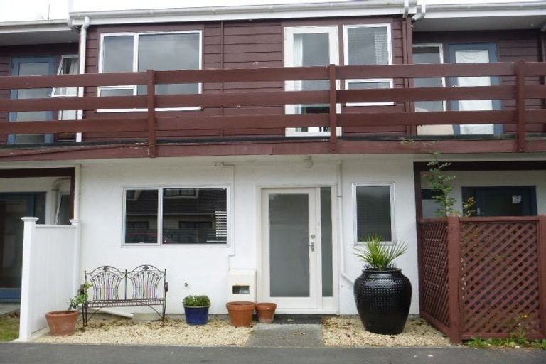 Photo of property in 3/8 Tawai Street, Trentham, Upper Hutt, 5018