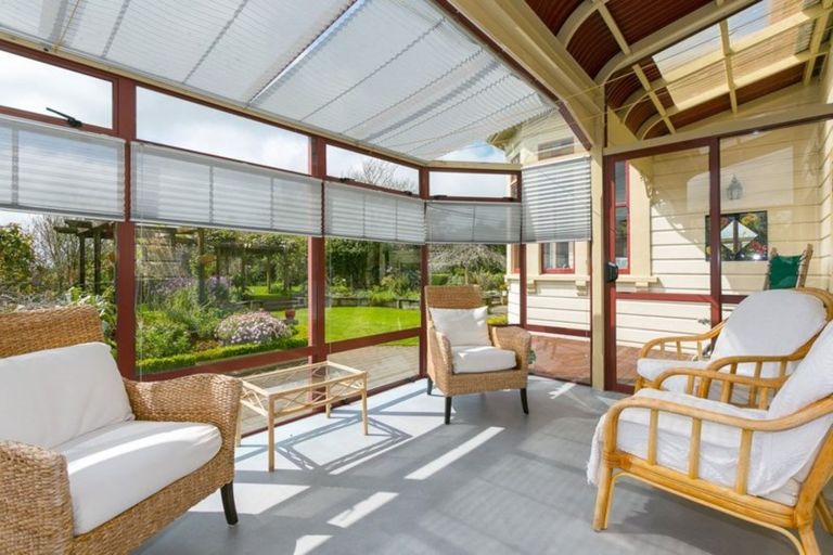 Photo of property in 333 Upland Road, Tarurutangi, New Plymouth, 4372