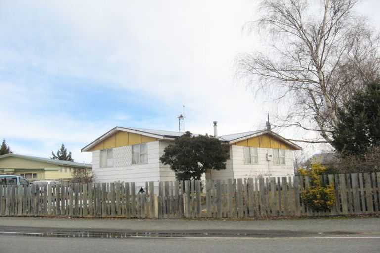 Photo of property in 19 Mackenzie Drive, Twizel, 7901