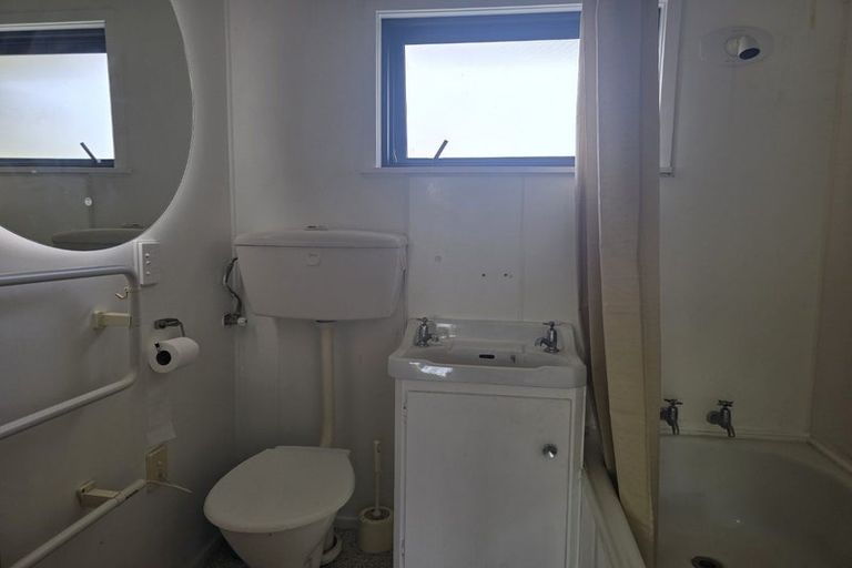 Photo of property in 4/8 Ngataringa Road, Devonport, Auckland, 0624