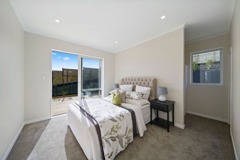 Photo of property in 5 Papaview Road, Papakura, 2110