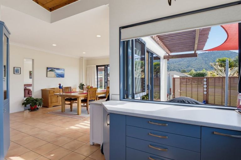Photo of property in 15 Edward Payton Grove, Pukehangi, Rotorua, 3015