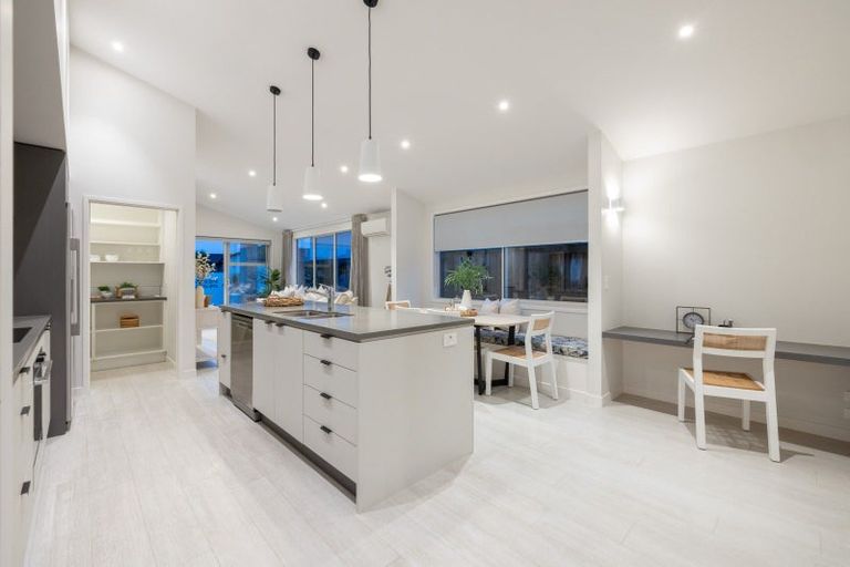 Photo of property in 45 Awatira Drive, Papamoa Beach, Papamoa, 3118