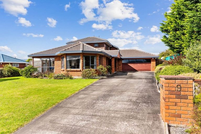 Photo of property in 9 Trinity Place, Paraparaumu Beach, Paraparaumu, 5032