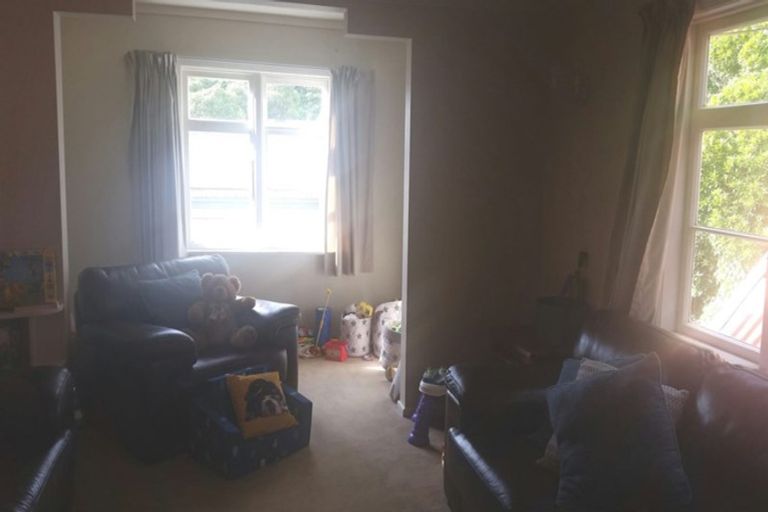 Photo of property in 11 Lancaster Street, Karori, Wellington, 6012