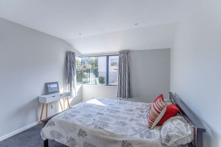 Photo of property in 56b Joseph Banks Drive, Whitby, Porirua, 5024