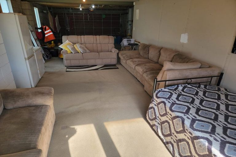 Photo of property in 23 Ocean View Road, Port Waikato, Tuakau, 2695