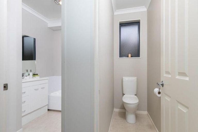 Photo of property in 1042a Heaphy Terrace, Fairfield, Hamilton, 3214