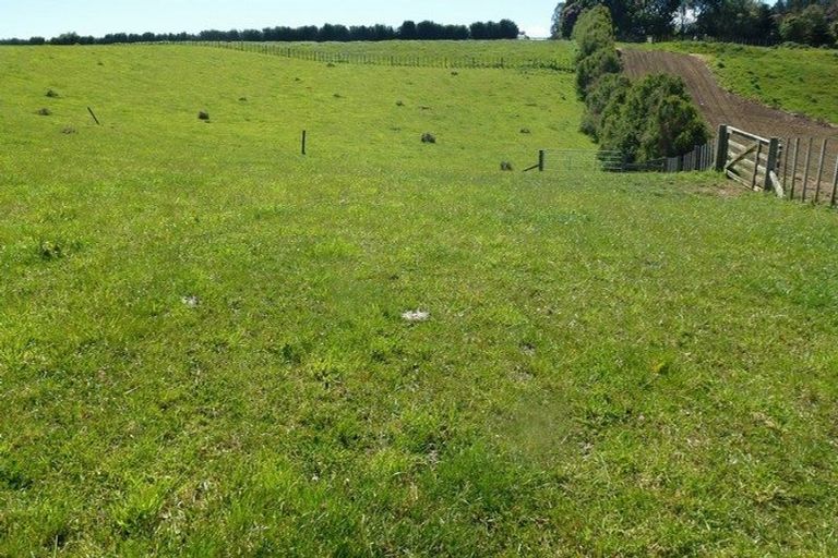 Photo of property in 210 Turuturu Road, Hawera, 4674