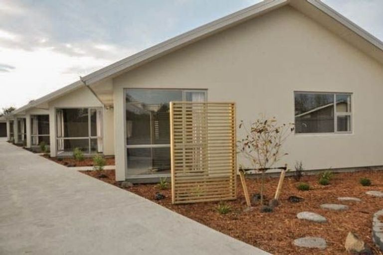 Photo of property in 135 Edgeware Road, St Albans, Christchurch, 8014