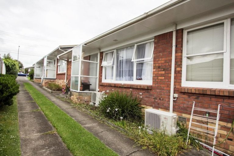 Photo of property in 3/43 Shakespeare Road, Milford, Auckland, 0620