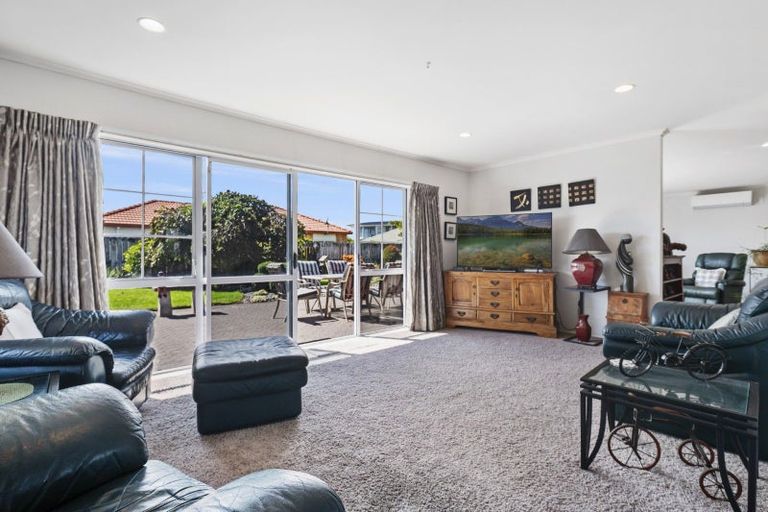 Photo of property in 44 Gardenia Drive, Mount Maunganui, 3116