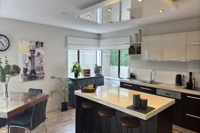 Photo of property in 9 Porritt Avenue, Chatswood, Auckland, 0626