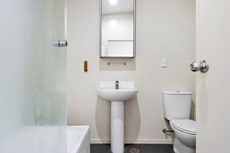 Photo of property in 58 Albionvale Road, Glen Eden, Auckland, 0602