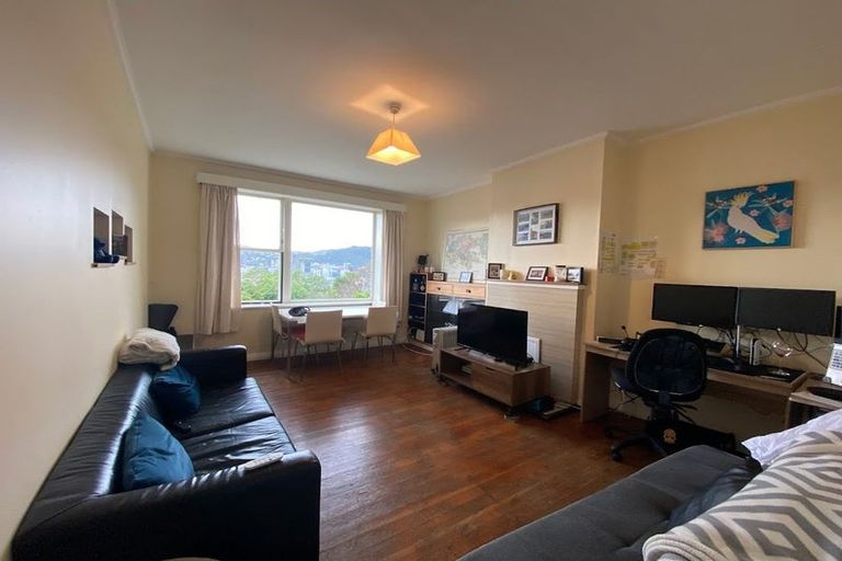 Photo of property in 107 Majoribanks Street, Mount Victoria, Wellington, 6011