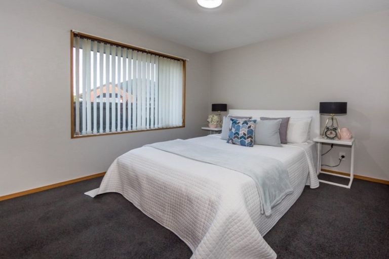 Photo of property in 1/15 Showgate Avenue, Sockburn, Christchurch, 8042