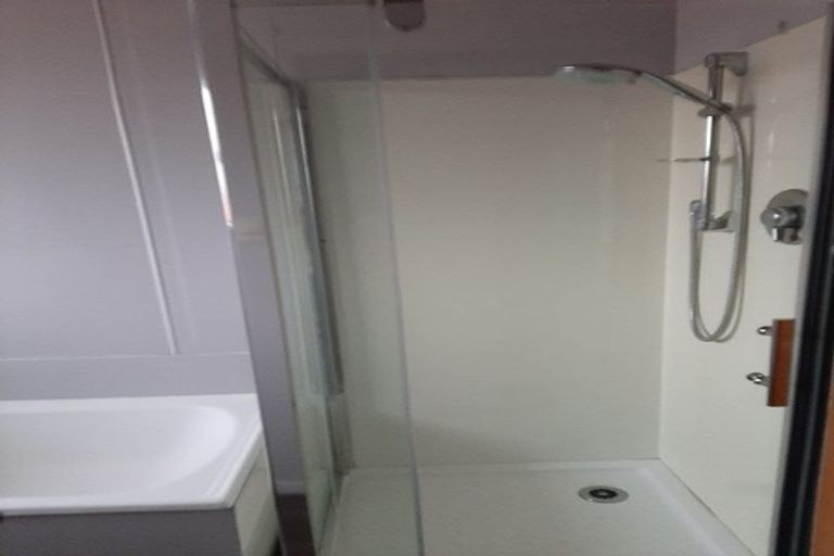 Photo of property in 9 Campbell Street, Alexandra, 9320