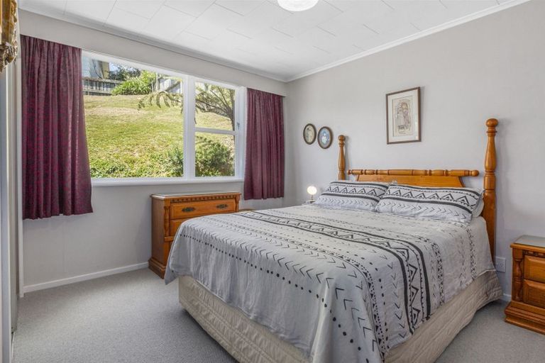 Photo of property in 37 Ernest Street, Ranui, Porirua, 5024