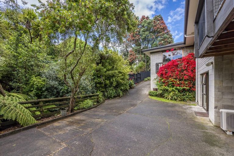 Photo of property in 4a Puketitiro Street, Glen Eden, Auckland, 0602