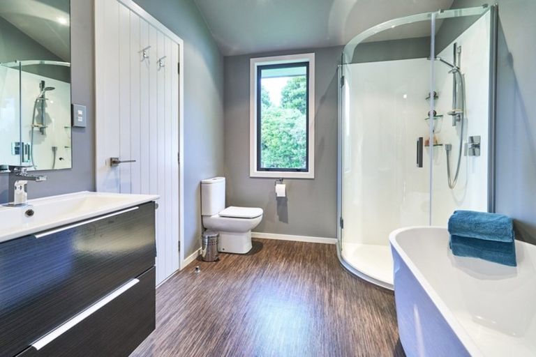 Photo of property in 25 Whisky Way, Aokautere, Palmerston North, 4471