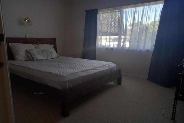 Photo of property in 3/33 Wallath Road, Westown, New Plymouth, 4310