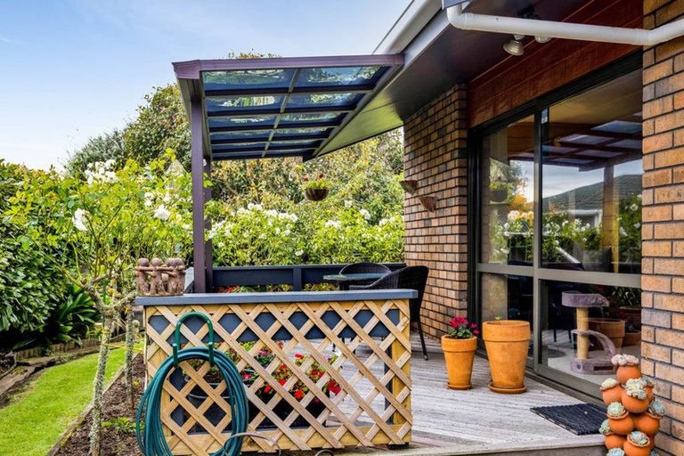 Photo of property in 33 Mccarthy Street, Hawera, 4610