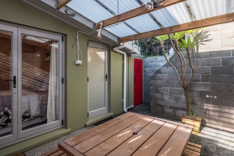 Photo of property in 74a Liardet Street, Vogeltown, Wellington, 6021