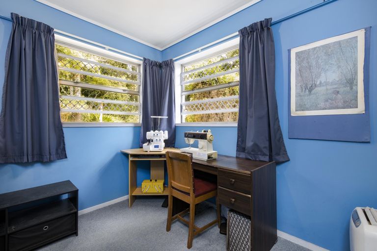 Photo of property in 43 Kelvyn Grove, Hillpark, Auckland, 2102