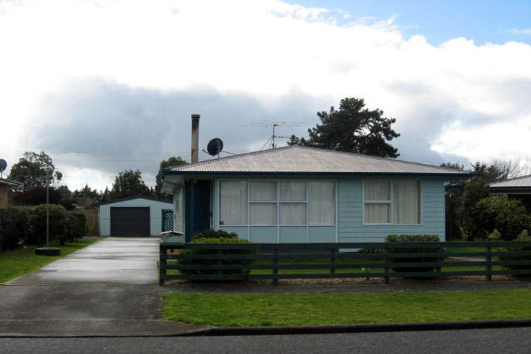 Photo of property in 98 Hillcrest Street, Solway, Masterton, 5810
