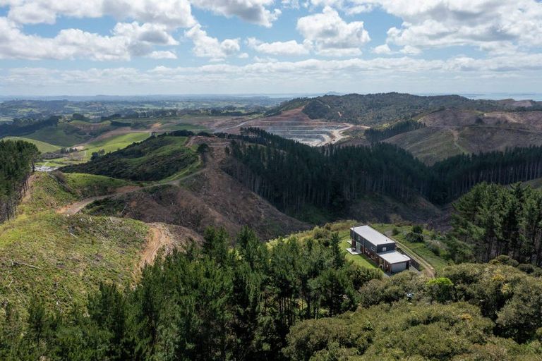 Photo of property in 340 Kimptons Road, Clevedon, Manurewa, 2576