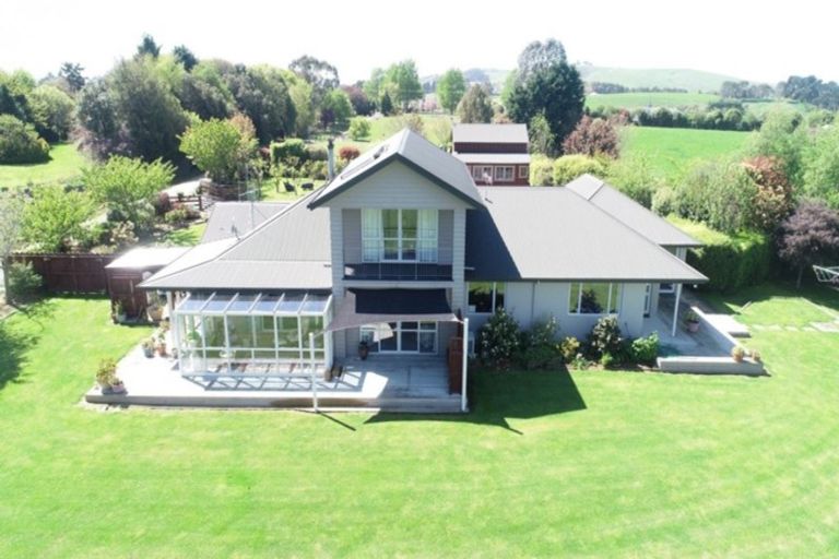 Photo of property in 140 Awamoa Road, Holmes Hill, Oamaru, 9492