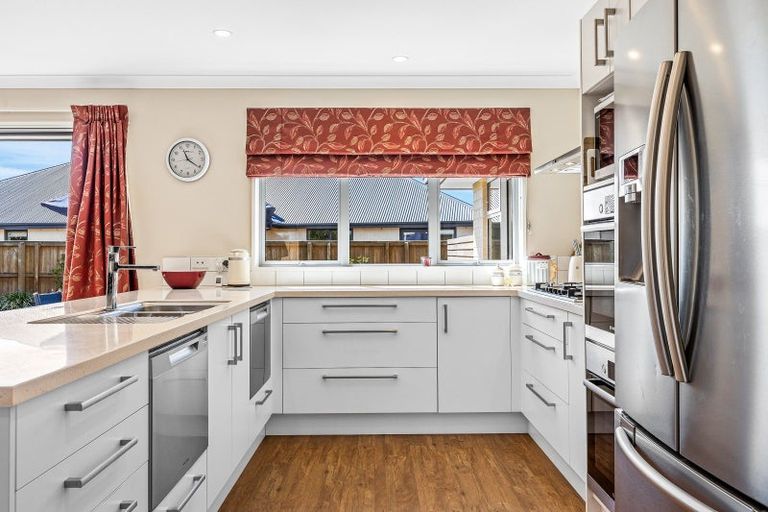 Photo of property in 17 Awa Place, Rangiora, 7400