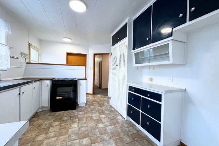 Photo of property in 94 Ferry Parade, Herald Island, Auckland, 0618