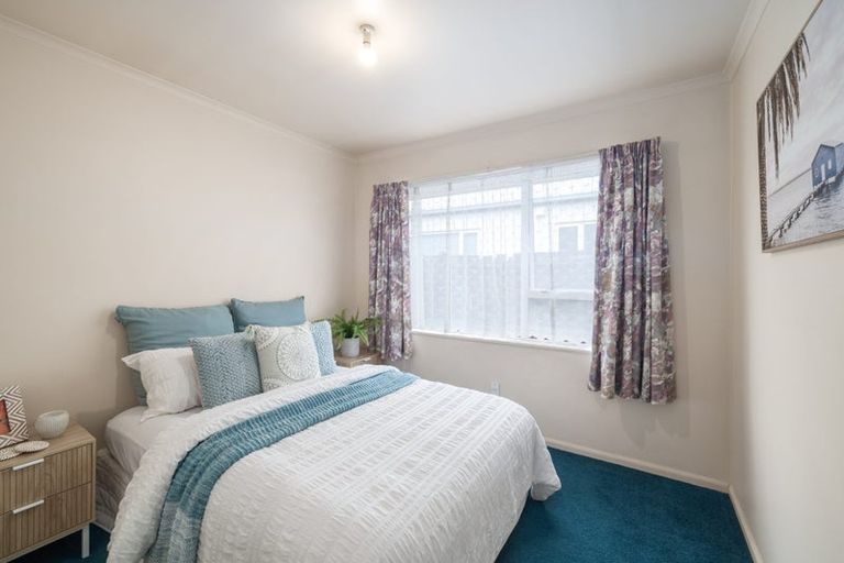 Photo of property in 21 Highsted Road, Bishopdale, Christchurch, 8053