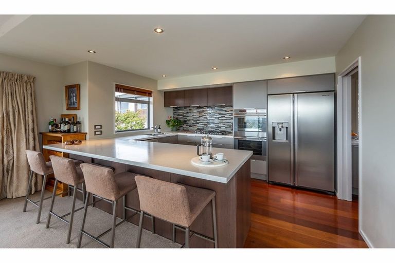 Photo of property in 98 Holliss Avenue, Cashmere, Christchurch, 8022