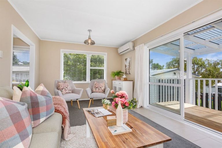 Photo of property in 406 Warspite Avenue, Ascot Park, Porirua, 5024