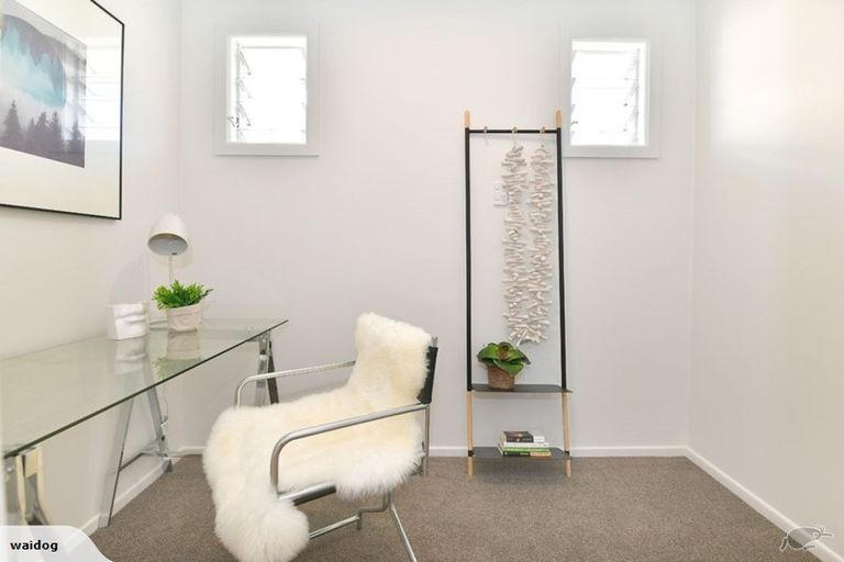 Photo of property in 25b Arrow Road, Forrest Hill, Auckland, 0620