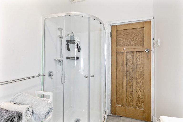 Photo of property in 64 Lyndhurst Street, Takaro, Palmerston North, 4412