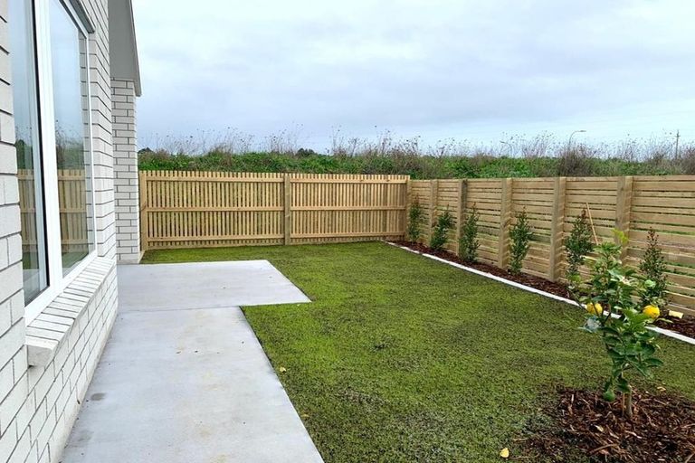 Photo of property in 19 Sierra Way, Ramarama, 2579