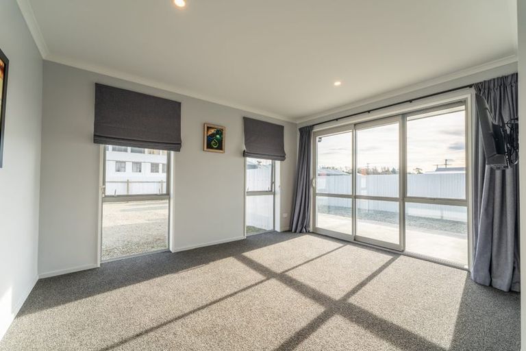 Photo of property in 16 Thomas Street, West End, Timaru, 7910