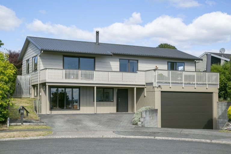 Photo of property in 1/12 Golders Place, Richmond Heights, Taupo, 3330
