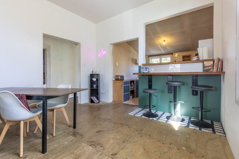 Photo of property in 44 Tennyson Street, Dannevirke, 4930