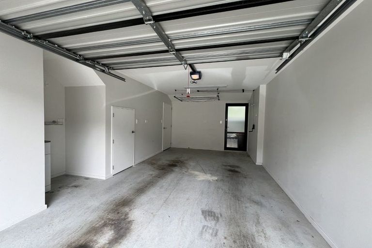 Photo of property in 16 Shingle Street, Sydenham, Christchurch, 8023